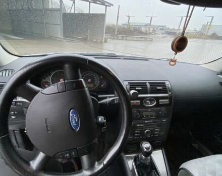 Серый Форд Мондео, объемом двигателя 2 л и пробегом 251 тыс. км за 4850 $, фото 7 на Automoto.ua