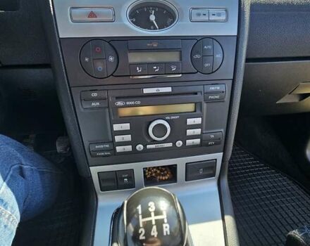 Серый Форд Мондео, объемом двигателя 1.8 л и пробегом 205 тыс. км за 5200 $, фото 13 на Automoto.ua