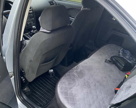 Форд Мондео 2006 в Тернополе на Automoto.ua Серый Форд Мондео, объемом двигателя 2 л и пробегом 249 тыс. км за 5100 $, фото 22 на Automoto.ua