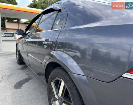 Серый Форд Мондео, объемом двигателя 2 л и пробегом 284 тыс. км за 4500 $, фото 4 на Automoto.ua