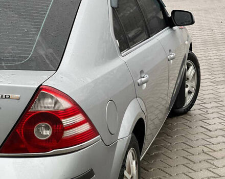 Серый Форд Мондео, объемом двигателя 2 л и пробегом 251 тыс. км за 4850 $, фото 6 на Automoto.ua