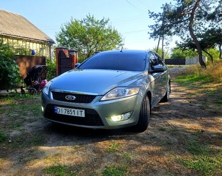 Серый Форд Мондео, объемом двигателя 1.8 л и пробегом 330 тыс. км за 6000 $, фото 1 на Automoto.ua