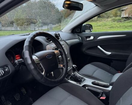 Сірий Форд Мондео, об'ємом двигуна 1.8 л та пробігом 273 тис. км за 6500 $, фото 4 на Automoto.ua