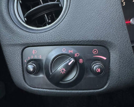 Серый Форд Мондео, объемом двигателя 1.6 л и пробегом 269 тыс. км за 5499 $, фото 33 на Automoto.ua