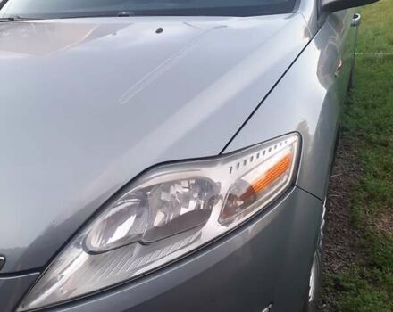 Сірий Форд Мондео, об'ємом двигуна 1.8 л та пробігом 235 тис. км за 6500 $, фото 4 на Automoto.ua