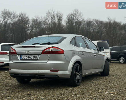 Серый Форд Мондео, объемом двигателя 2 л и пробегом 297 тыс. км за 4999 $, фото 5 на Automoto.ua