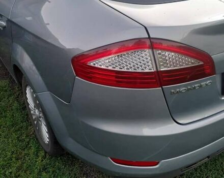 Сірий Форд Мондео, об'ємом двигуна 1.8 л та пробігом 235 тис. км за 6500 $, фото 12 на Automoto.ua