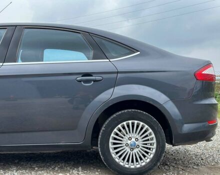 Серый Форд Мондео, объемом двигателя 2 л и пробегом 325 тыс. км за 6590 $, фото 4 на Automoto.ua