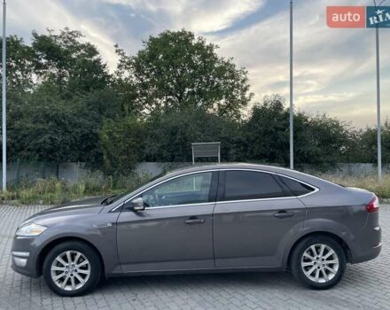 Сірий Форд Мондео, об'ємом двигуна 2 л та пробігом 272 тис. км за 6900 $, фото 4 на Automoto.ua