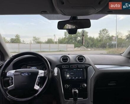 Сірий Форд Мондео, об'ємом двигуна 2 л та пробігом 272 тис. км за 6900 $, фото 8 на Automoto.ua