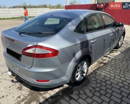 Серый Форд Мондео, объемом двигателя 1.8 л и пробегом 230 тыс. км за 7600 $, фото 2 на Automoto.ua