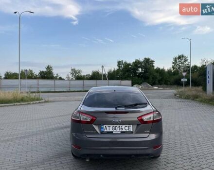 Сірий Форд Мондео, об'ємом двигуна 2 л та пробігом 272 тис. км за 6900 $, фото 1 на Automoto.ua