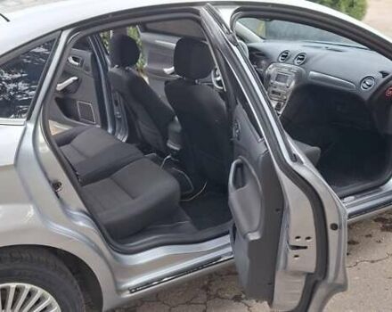 Сірий Форд Мондео, об'ємом двигуна 2 л та пробігом 223 тис. км за 6900 $, фото 14 на Automoto.ua