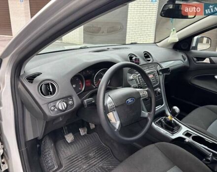 Форд Мондео 2011 в Тернополе на Automoto.ua Серый Форд Мондео, объемом двигателя 1.56 л и пробегом 248 тыс. км за 5950 $, фото 13 на Automoto.ua