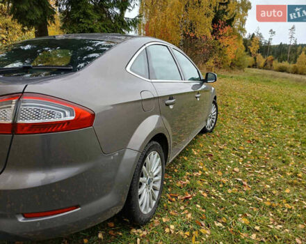 Серый Форд Мондео, объемом двигателя 1.6 л и пробегом 210 тыс. км за 6200 $, фото 2 на Automoto.ua