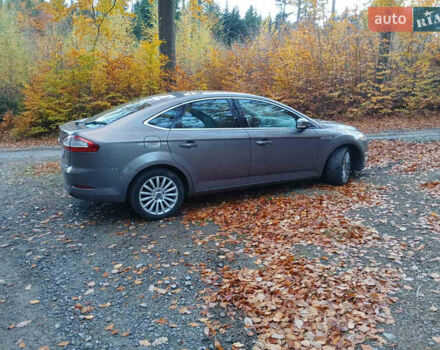 Серый Форд Мондео, объемом двигателя 1.6 л и пробегом 210 тыс. км за 6200 $, фото 12 на Automoto.ua