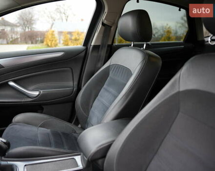 Серый Форд Мондео, объемом двигателя 1.6 л и пробегом 256 тыс. км за 8900 $, фото 15 на Automoto.ua