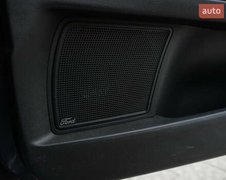 Серый Форд Мондео, объемом двигателя 1.6 л и пробегом 256 тыс. км за 8900 $, фото 21 на Automoto.ua