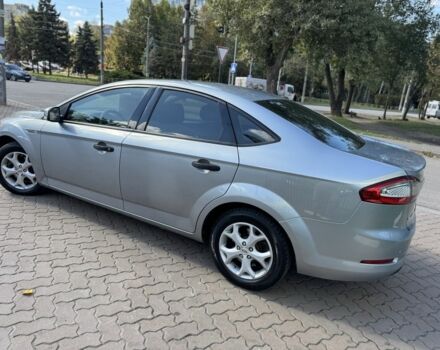 Серый Форд Мондео, объемом двигателя 1.6 л и пробегом 196 тыс. км за 6850 $, фото 4 на Automoto.ua