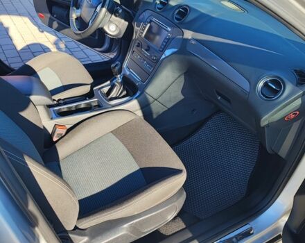 Серый Форд Мондео, объемом двигателя 2 л и пробегом 285 тыс. км за 8400 $, фото 7 на Automoto.ua