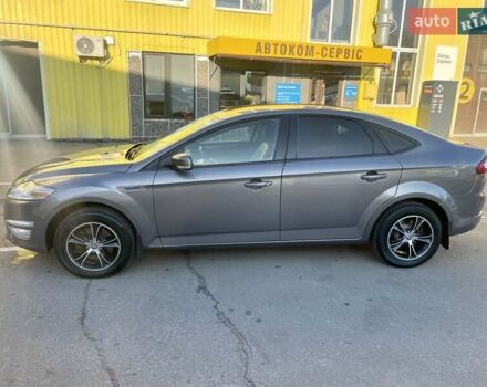 Сірий Форд Мондео, об'ємом двигуна 2 л та пробігом 179 тис. км за 9200 $, фото 3 на Automoto.ua