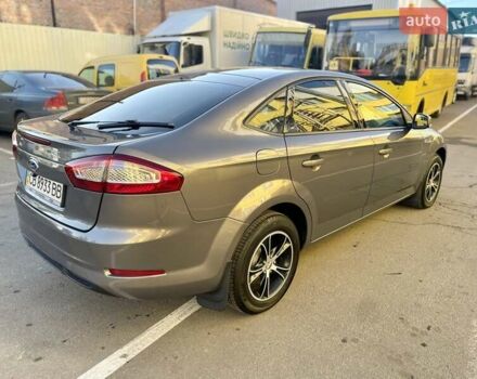Сірий Форд Мондео, об'ємом двигуна 2 л та пробігом 179 тис. км за 9200 $, фото 4 на Automoto.ua