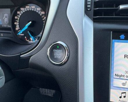 Сірий Форд Мондео, об'ємом двигуна 2 л та пробігом 98 тис. км за 17999 $, фото 9 на Automoto.ua