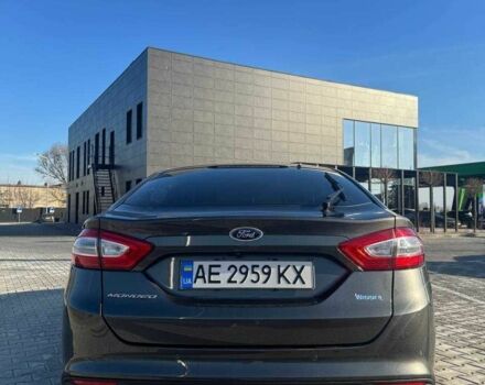 Сірий Форд Мондео, об'ємом двигуна 2 л та пробігом 98 тис. км за 17999 $, фото 2 на Automoto.ua