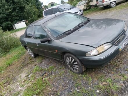 Форд Мондео 1993 в Яворове на Automoto.ua Серый Форд Мондео, объемом двигателя 2 л и пробегом 2 тыс. км за 1200 $, фото 1 на Automoto.ua