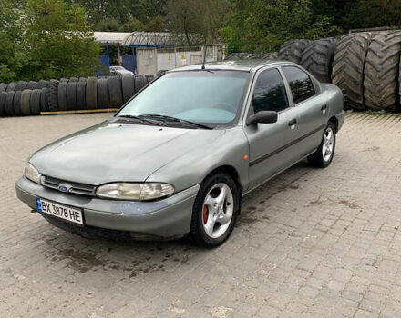 Сірий Форд Мондео, об'ємом двигуна 1.8 л та пробігом 289 тис. км за 1500 $, фото 1 на Automoto.ua
