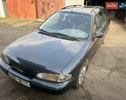 Серый Форд Мондео, объемом двигателя 1.6 л и пробегом 261 тыс. км за 2700 $, фото 1 на Automoto.ua