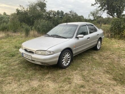 Форд Мондео 1994 в Иванкове на Automoto.ua Серый Форд Мондео, объемом двигателя 2 л и пробегом 337 тыс. км за 1200 $, фото 1 на Automoto.ua