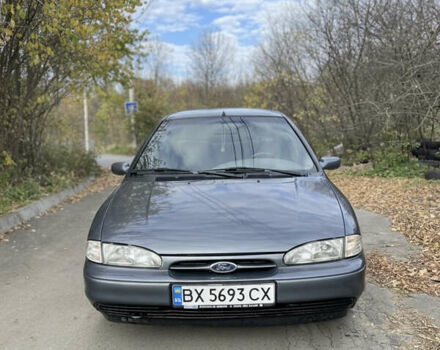 Серый Форд Мондео, объемом двигателя 1.8 л и пробегом 355 тыс. км за 1700 $, фото 1 на Automoto.ua