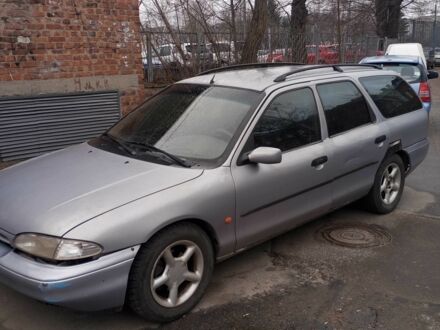 Форд Мондео 1995 у Житомирі на Automoto.ua Сірий Форд Мондео, об'ємом двигуна 2 л та пробігом 3 тис. км за 700 $, фото 1 на Automoto.ua