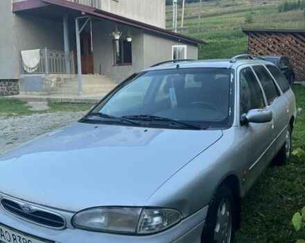 Сірий Форд Мондео, об'ємом двигуна 1.8 л та пробігом 255 тис. км за 1200 $, фото 1 на Automoto.ua