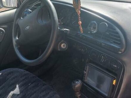 Форд Мондео 1996 у Львові на Automoto.ua Сірий Форд Мондео, об'ємом двигуна 1.6 л та пробігом 326 тис. км за 2200 $, фото 1 на Automoto.ua
