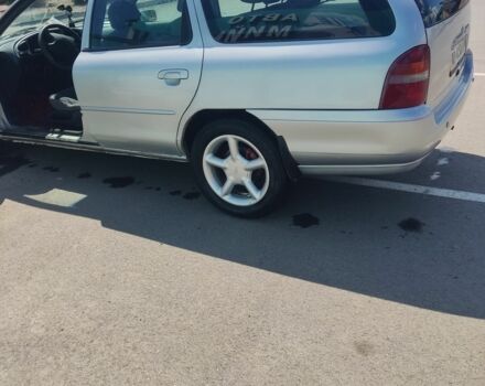 Серый Форд Мондео, объемом двигателя 0 л и пробегом 368 тыс. км за 2500 $, фото 1 на Automoto.ua