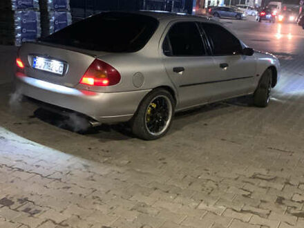 Форд Мондео 1998 у Теребовле на Automoto.ua Сірий Форд Мондео, об'ємом двигуна 1.6 л та пробігом 400 тис. км за 2699 $, фото 1 на Automoto.ua