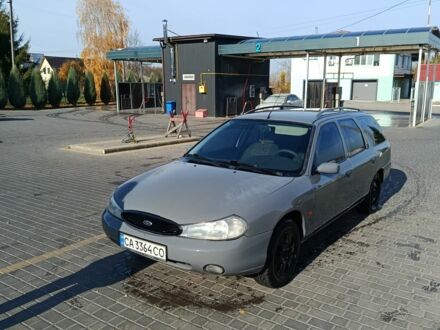 Форд Мондео 1998 у Вышгороде на Automoto.ua Сірий Форд Мондео, об'ємом двигуна 2.5 л та пробігом 1000 тис. км за 2500 $, фото 1 на Automoto.ua