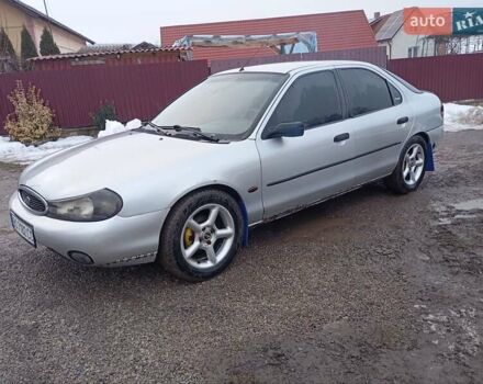 Серый Форд Мондео, объемом двигателя 1.6 л и пробегом 390 тыс. км за 2250 $, фото 1 на Automoto.ua