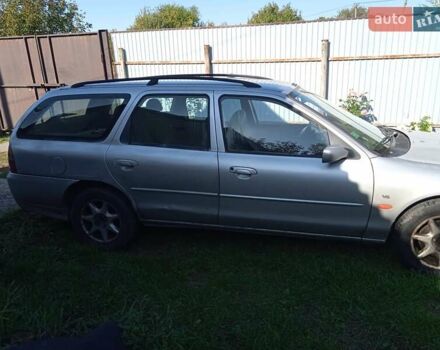 Серый Форд Мондео, объемом двигателя 2.5 л и пробегом 350 тыс. км за 1700 $, фото 1 на Automoto.ua