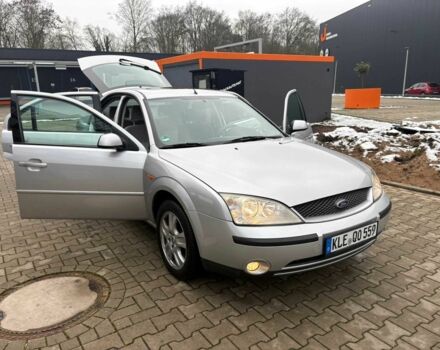 Сірий Форд Мондео, об'ємом двигуна 2 л та пробігом 206 тис. км за 4393 $, фото 1 на Automoto.ua