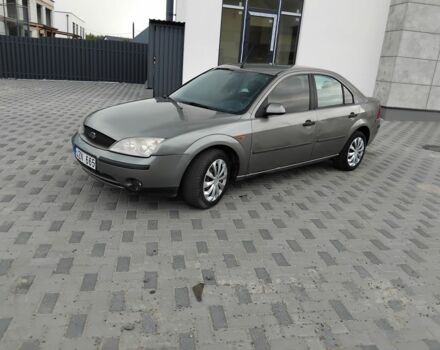 Сірий Форд Мондео, об'ємом двигуна 2 л та пробігом 267 тис. км за 1750 $, фото 1 на Automoto.ua