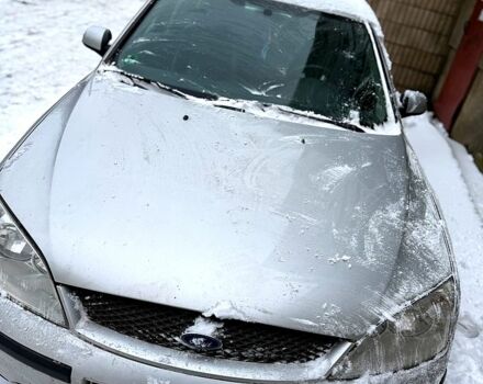 Сірий Форд Мондео, об'ємом двигуна 2 л та пробігом 160 тис. км за 2000 $, фото 1 на Automoto.ua