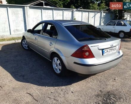 Серый Форд Мондео, объемом двигателя 2 л и пробегом 221 тыс. км за 3800 $, фото 1 на Automoto.ua