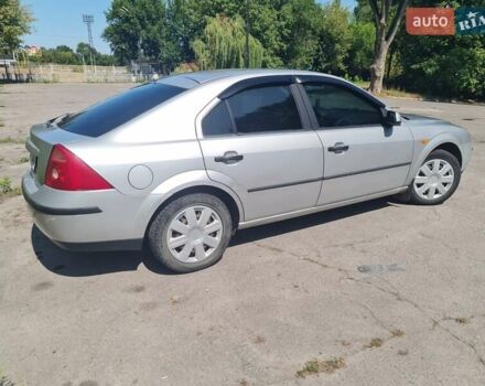 Сірий Форд Мондео, об'ємом двигуна 1.8 л та пробігом 250 тис. км за 2850 $, фото 1 на Automoto.ua