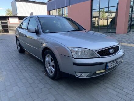Форд Мондео 2003 в Луцке на Automoto.ua Серый Форд Мондео, объемом двигателя 2 л и пробегом 300 тыс. км за 3200 $, фото 1 на Automoto.ua