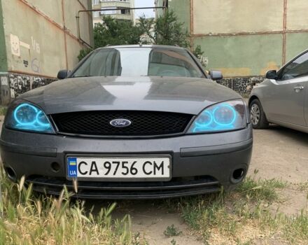 Серый Форд Мондео, объемом двигателя 2 л и пробегом 430 тыс. км за 1600 $, фото 1 на Automoto.ua
