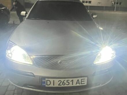 Сірий Форд Мондео, об'ємом двигуна 2 л та пробігом 360 тис. км за 4500 $, фото 1 на Automoto.ua