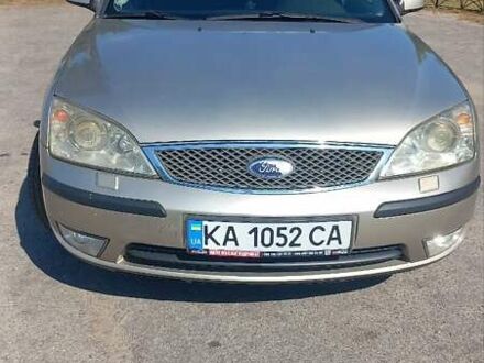 Сірий Форд Мондео, об'ємом двигуна 2 л та пробігом 369 тис. км за 3800 $, фото 1 на Automoto.ua